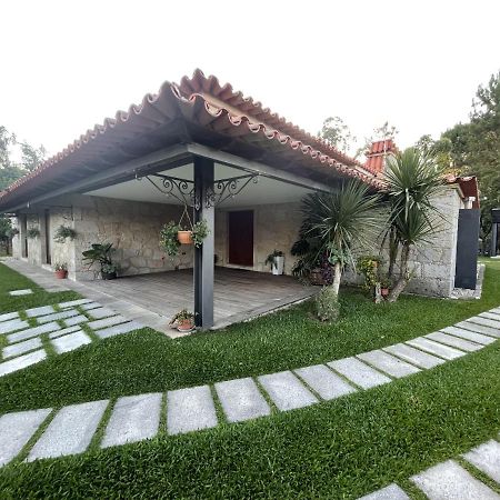 O Celeiros Villa Freixo  ภายนอก รูปภาพ