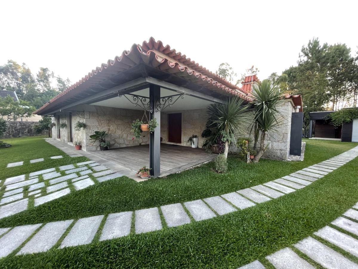 O Celeiros Villa Freixo  ภายนอก รูปภาพ