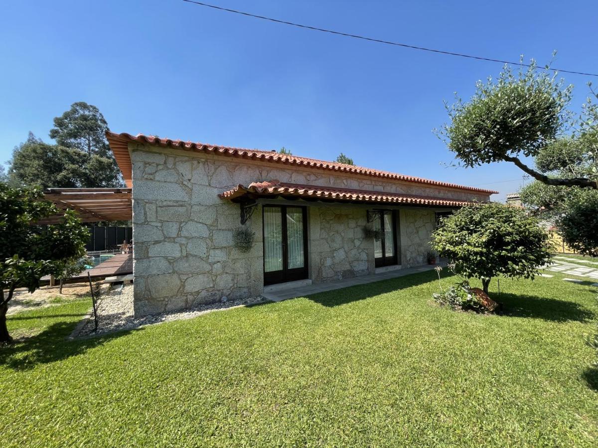 O Celeiros Villa Freixo  ภายนอก รูปภาพ